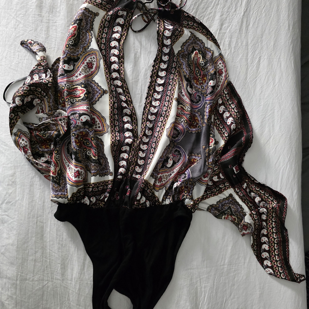 Fashion Nova Multicolor Paisley Bodysuit